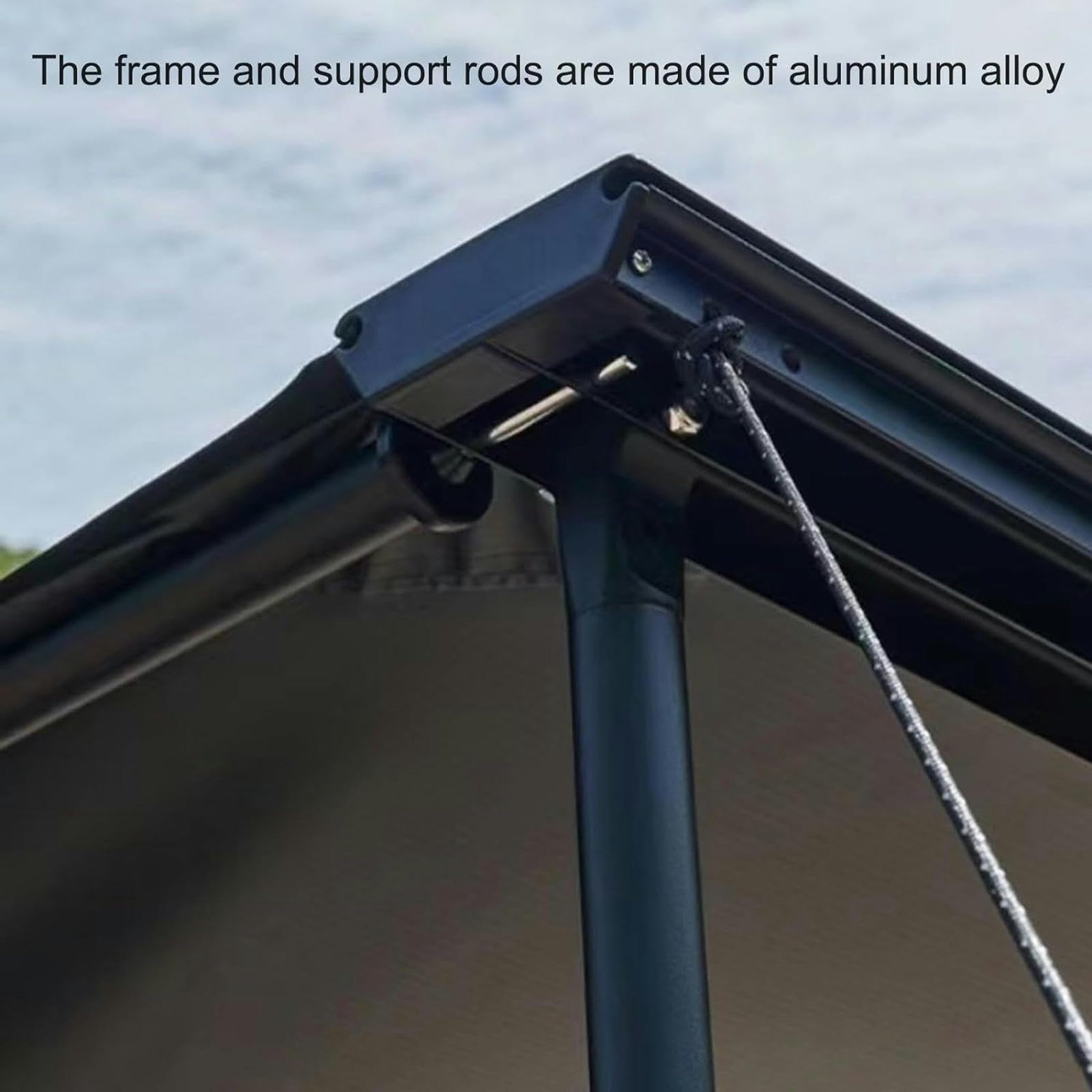 Waterproof UV50+ Pull-Out Vehicle Roof Rack Awning