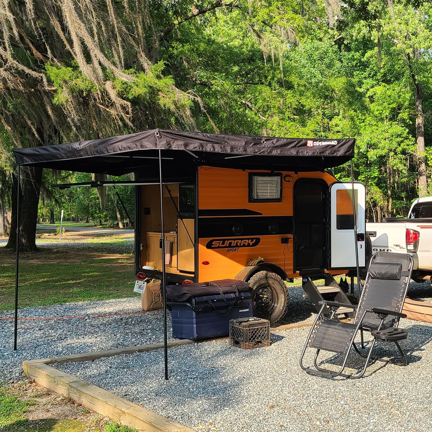 Driver-Side 270° Free-Standing SUV Awning with LED Lights